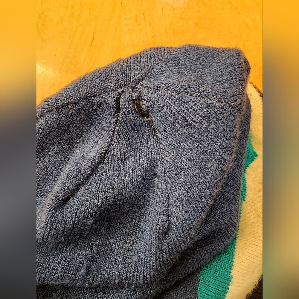 Smartwool Kids Reversible Blue Yeti Beanie - Picture 6 of 8